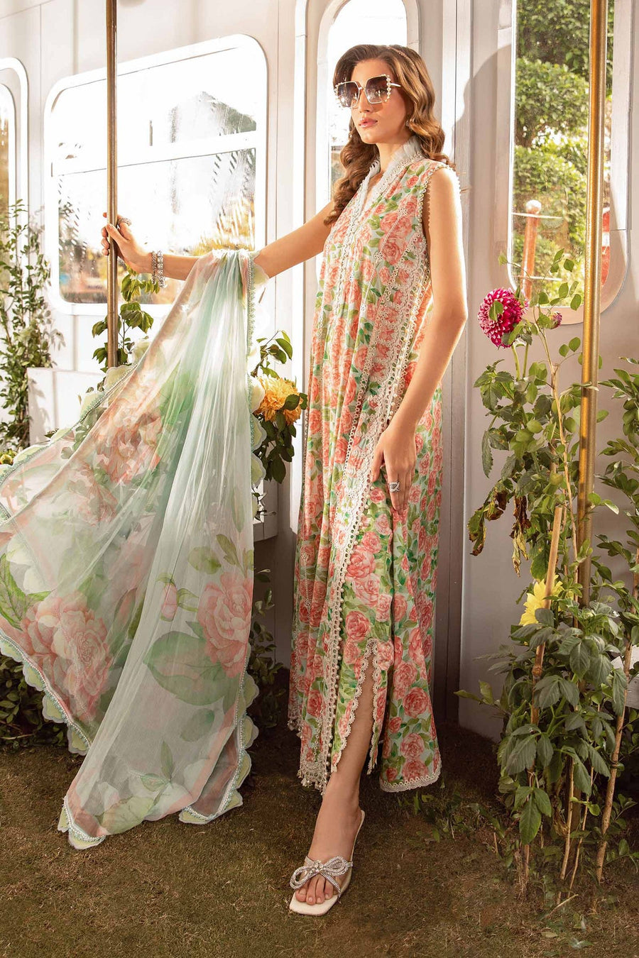 Maria.B M.Prints Unstitched Embroidered Lawn 3Pc Suit MPT-2106-A