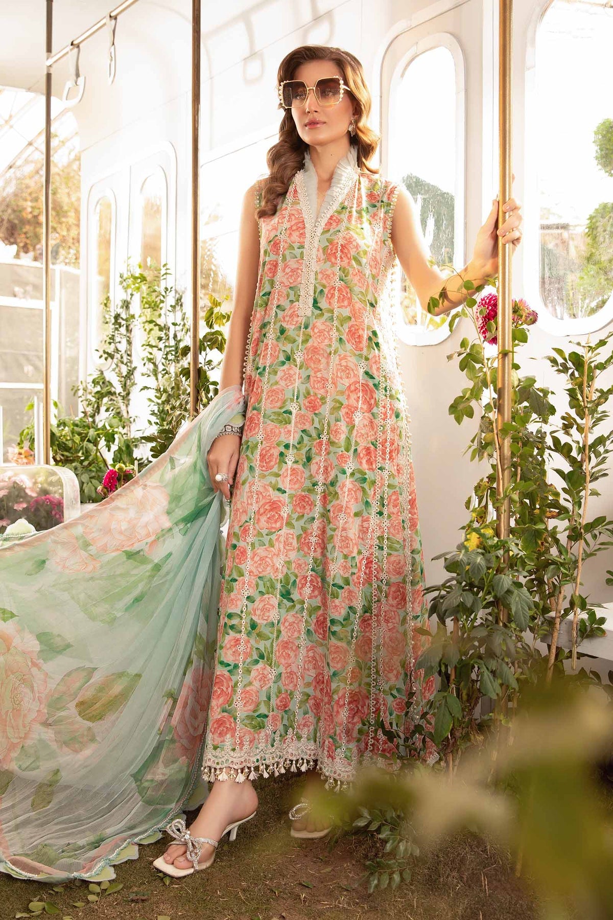 Unstitched Embroidered Lawn 3Pc Suit MPT-2106-A