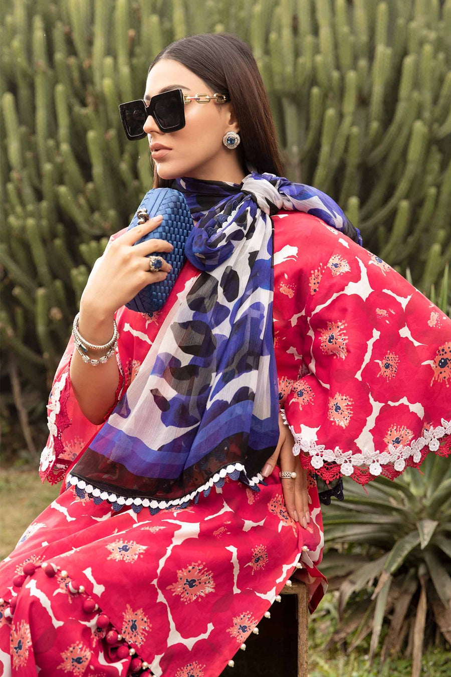Maria.B M.Prints Unstitched Embroidered Lawn 3Pc Suit MPT-2112-A