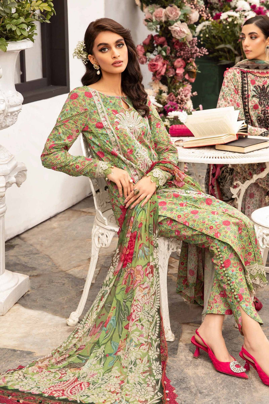Maria.B M.Prints Unstitched Embroidered Lawn 3Pc Suit MPT-2113-B