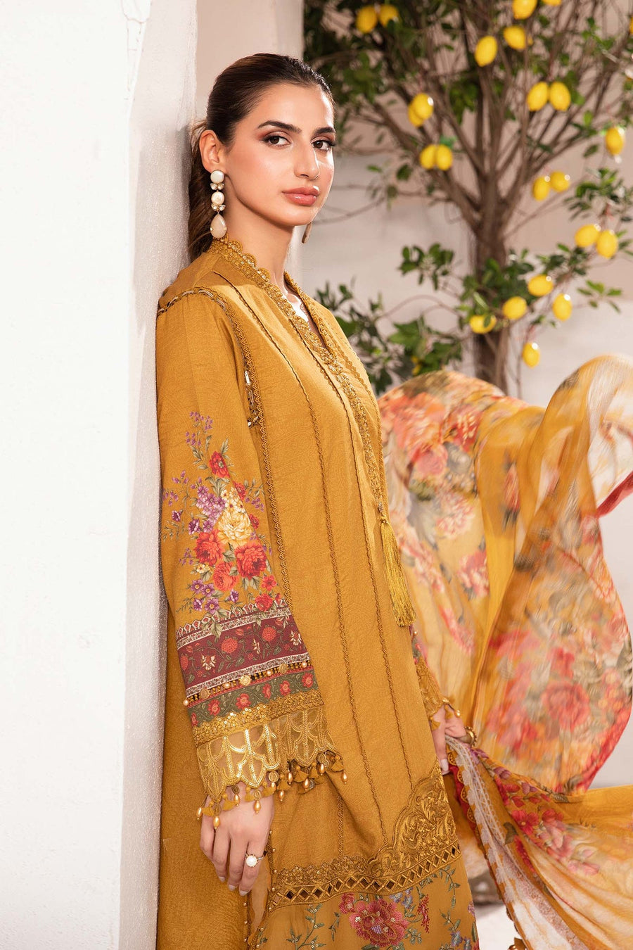 Maria.B MPrints Embroidered Lawn Unstitched 3Pc Suit MPT-2002-A