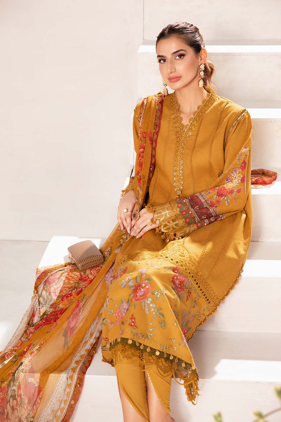 Maria.B MPrints Embroidered Lawn Unstitched 3Pc Suit MPT-2002-A