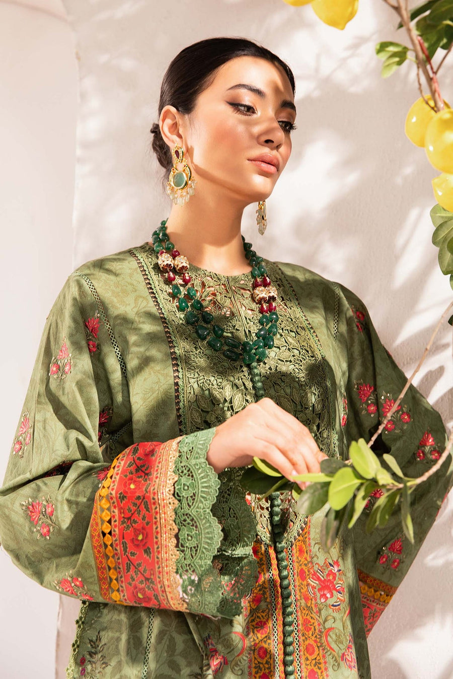 Maria.B MPrints Embroidered Lawn Unstitched 3Pc Suit MPT-2006-A