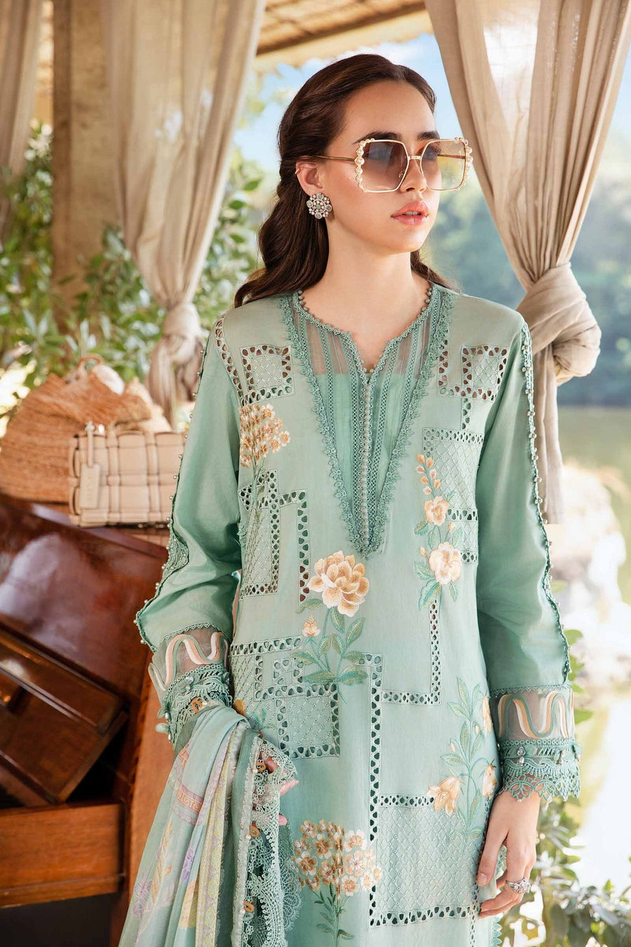 Maria.B MPrints Embroidered Lawn Unstitched 3Pc Suit MPT-2501-B