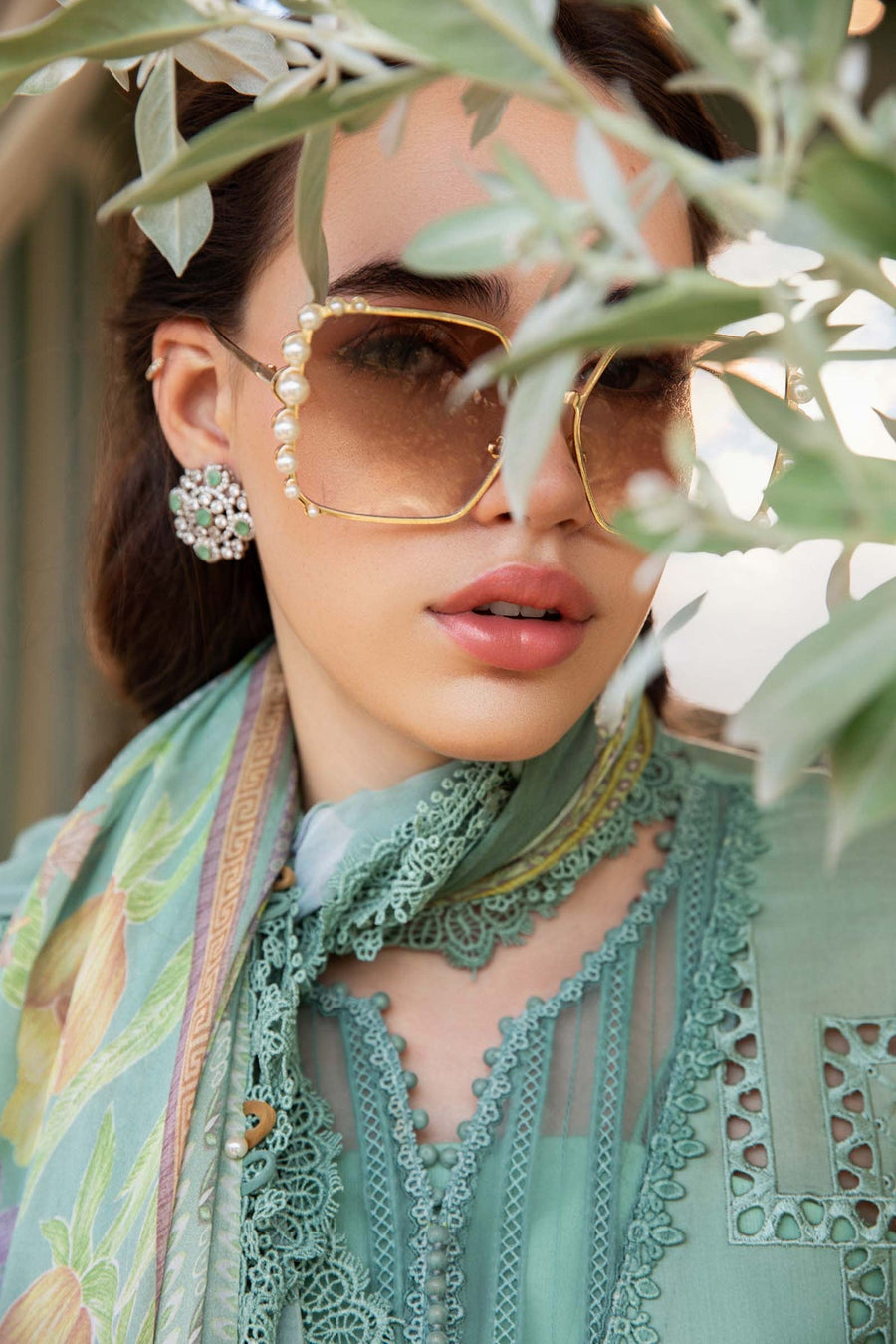 Maria.B MPrints Embroidered Lawn Unstitched 3Pc Suit MPT-2501-B