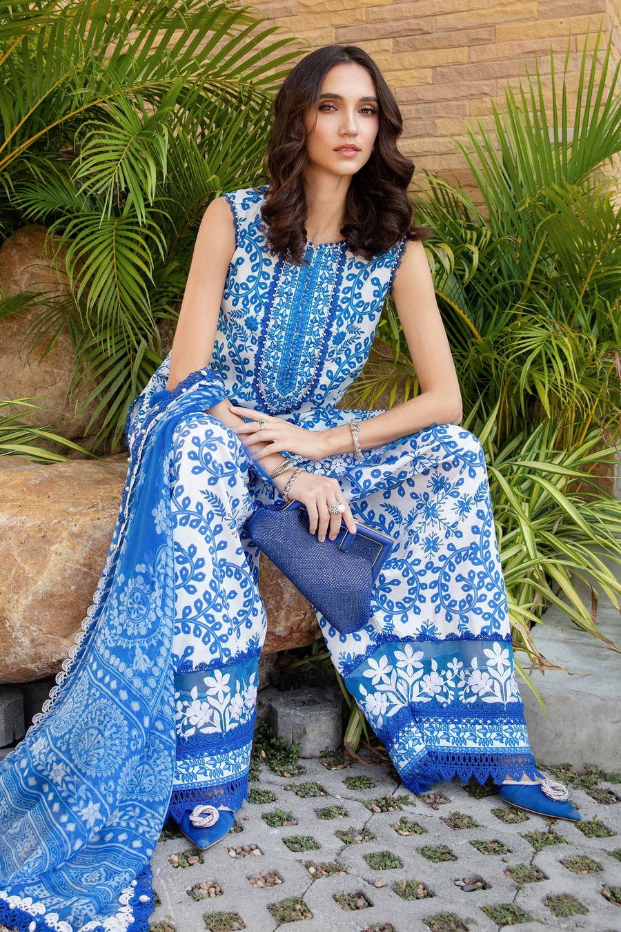 Maria.B MPrints Embroidered Lawn Unstitched 3Pc Suit MPT-2504-B