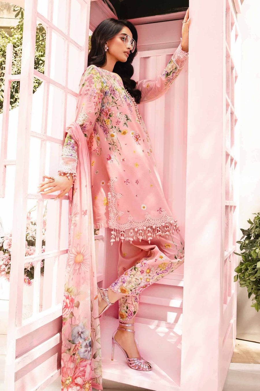 Maria.B MPrints Embroidered Lawn Unstitched 3Pc Suit MPT-2603-B