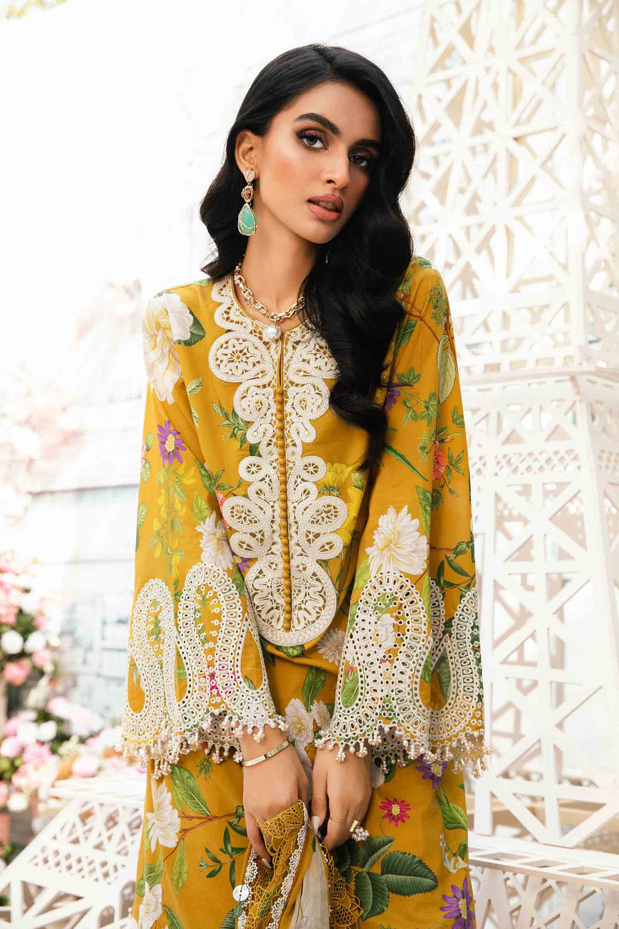 Maria.B MPrints Embroidered Lawn Unstitched 3Pc Suit MPT-2604-B