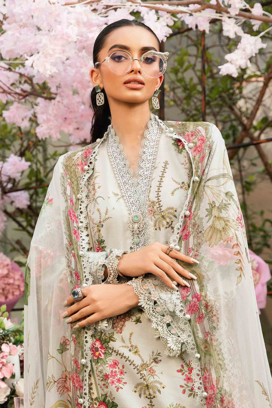 Maria.B MPrints Embroidered Lawn Unstitched 3Pc Suit MPT-2605-B