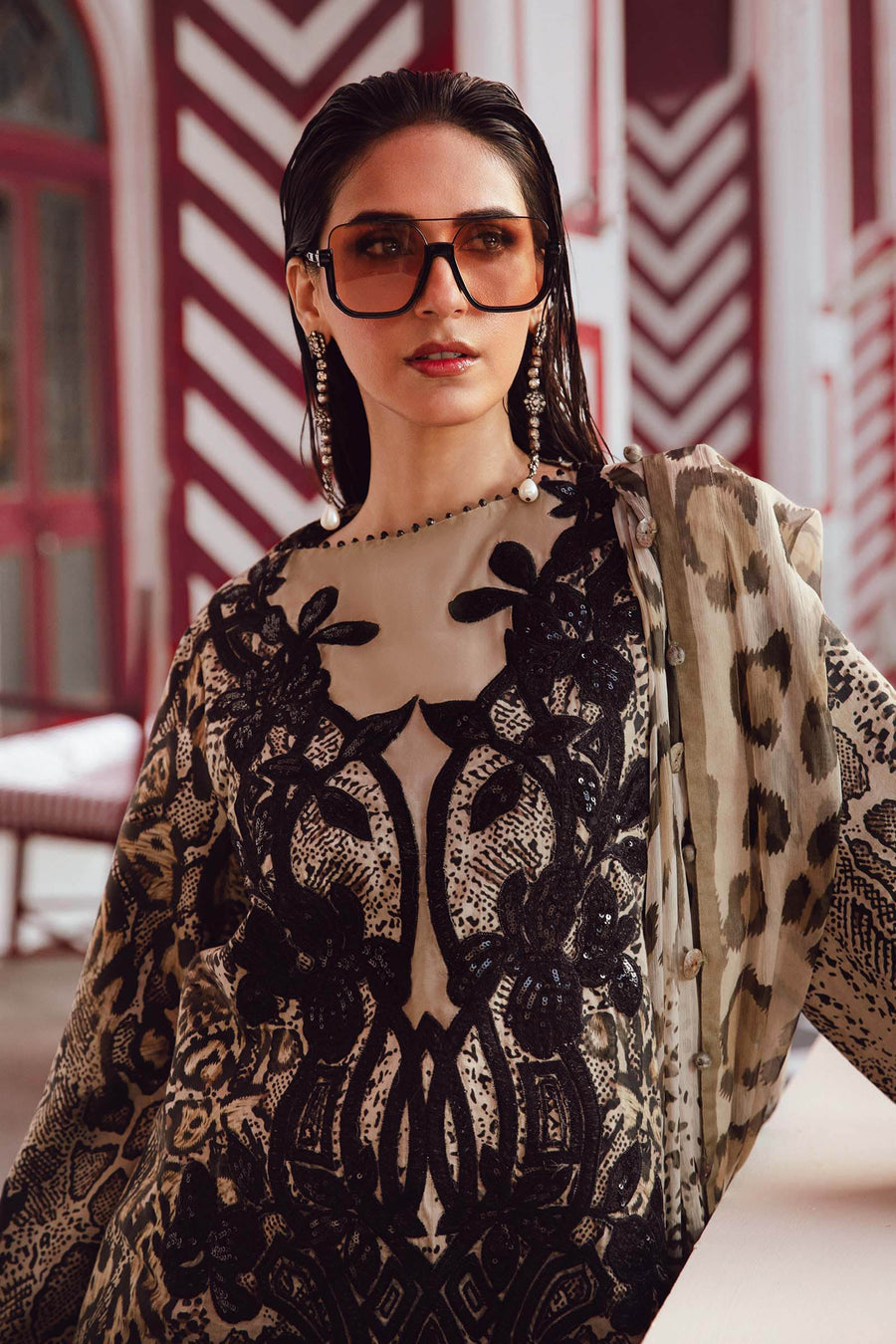 Maria.B MPrints Embroidered Linen Unstitched 3Pc Suit MPT-2702-B
