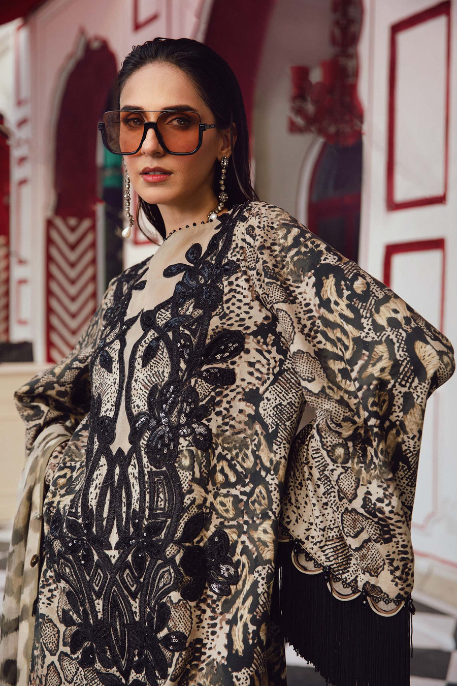 Maria.B MPrints Embroidered Linen Unstitched 3Pc Suit MPT-2702-B
