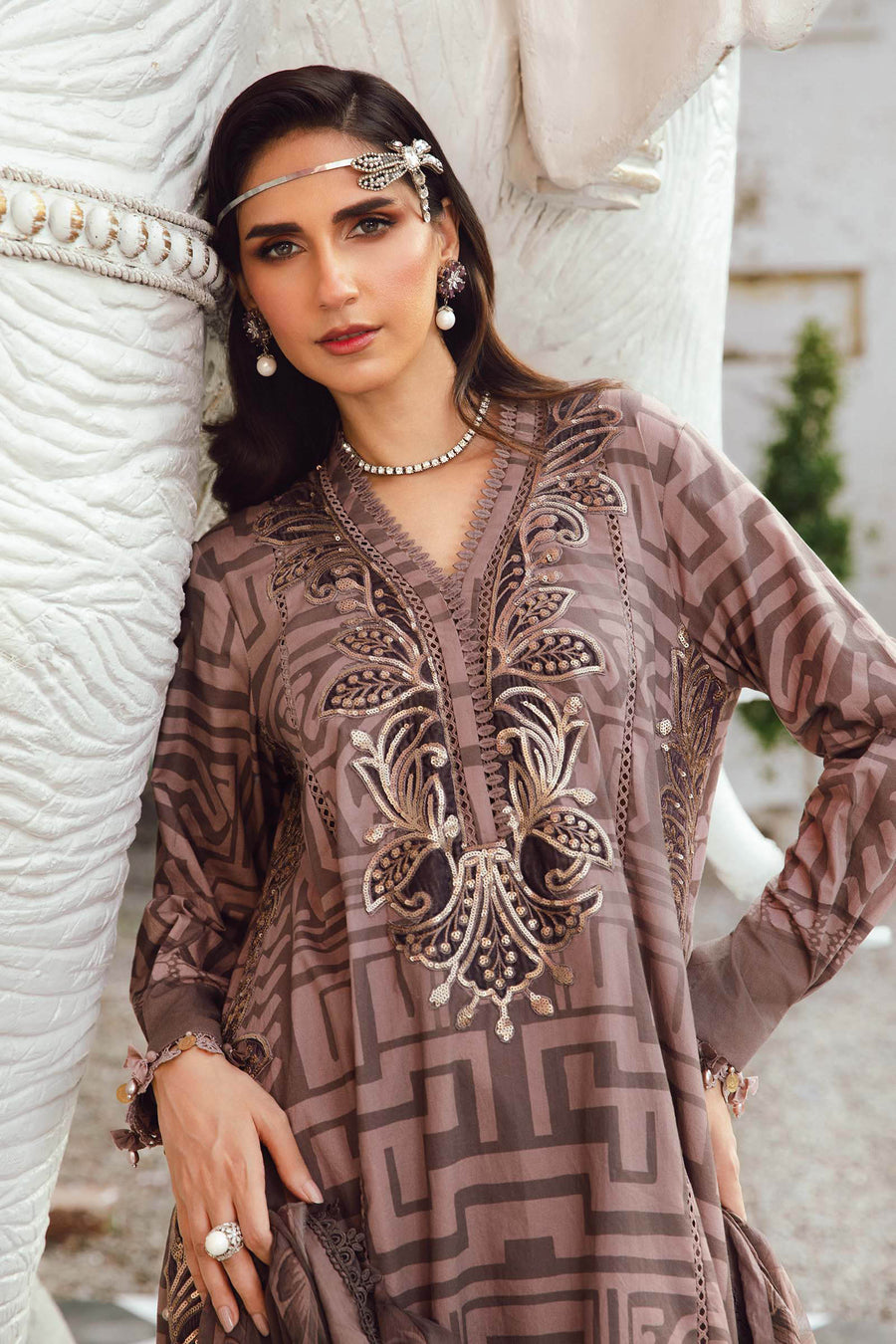 Maria.B MPrints Embroidered Cambric Unstitched 3Pc Suit MPT-2703-B