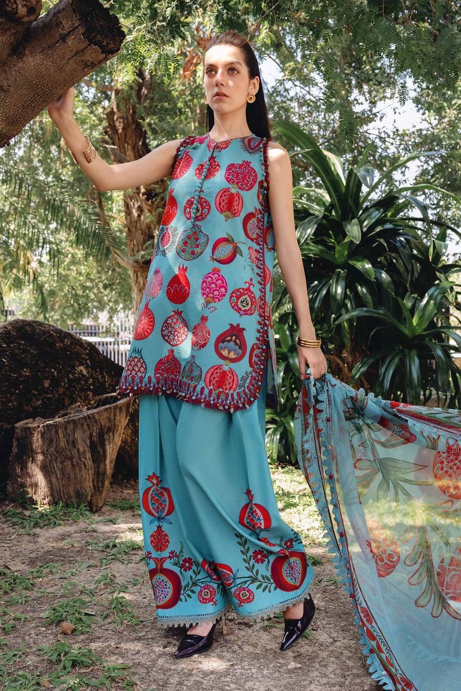 Maria.B MPrints Embroidered Lawn Unstitched 3Pc Suit MPT-2903-B