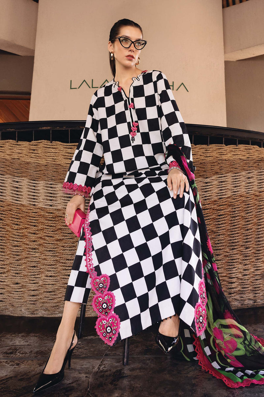 Maria.B MPrints Embroidered Lawn Unstitched 3Pc Suit MPT-2906-B