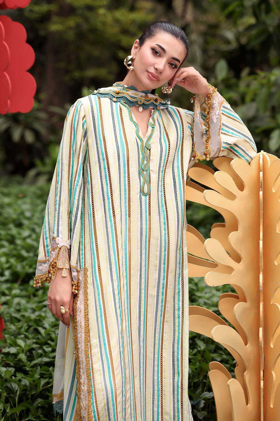 Maria.B MPrints Embroidered Lawn Unstitched 3Pc Suit MPT-3002-B