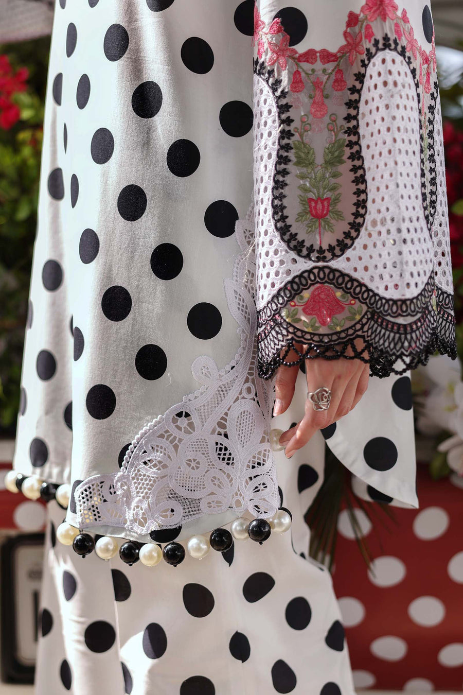 Maria.B MPrints Embroidered Lawn Unstitched 3Pc Suit MPT-3008-A