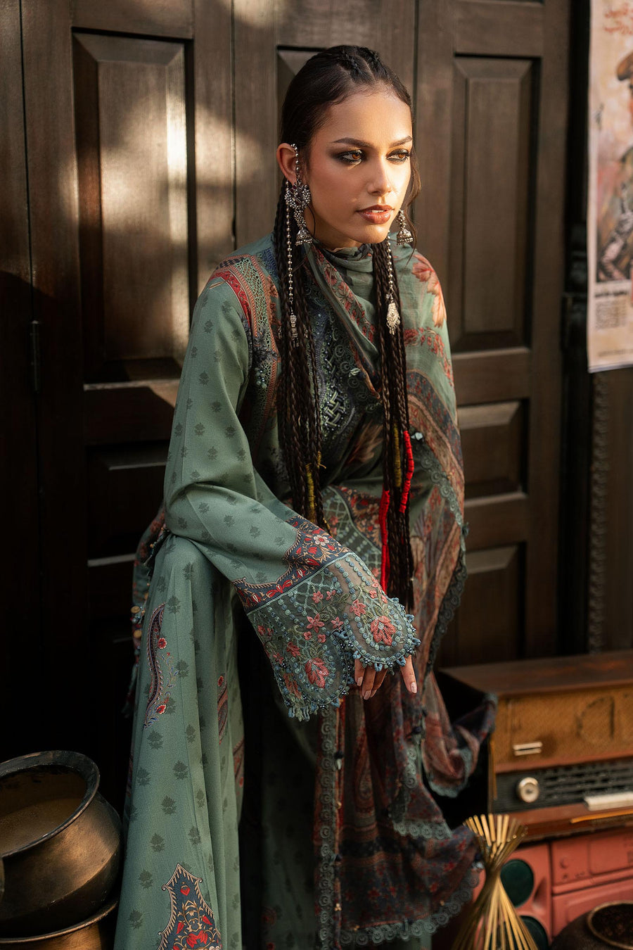 Maria B MPrints Embroidered Cambric Unstitched 3Pc Suit MPT-3102-A