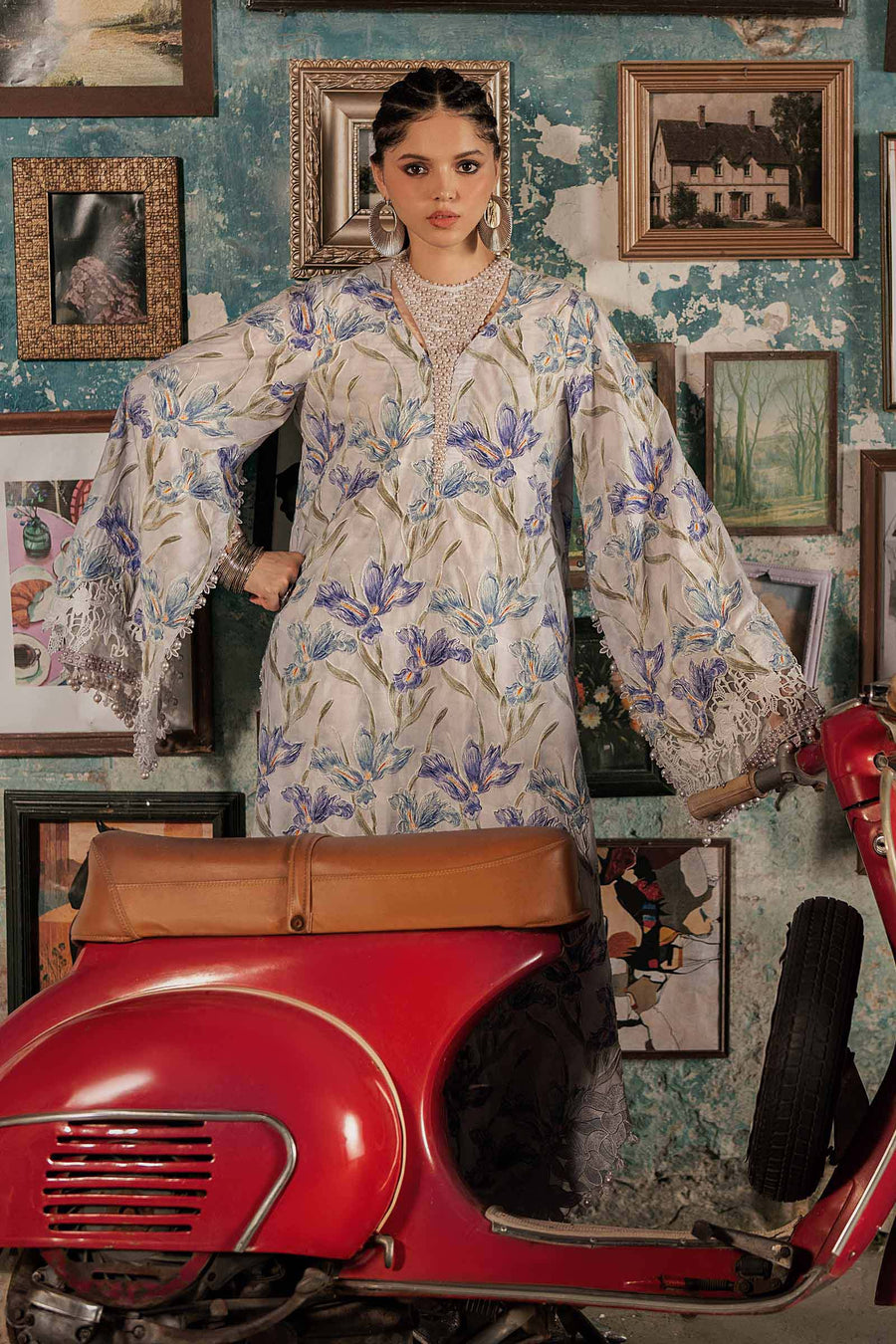 Maria B MPrints Embroidered Cambric Unstitched 3Pc Suit MPT-3104-A