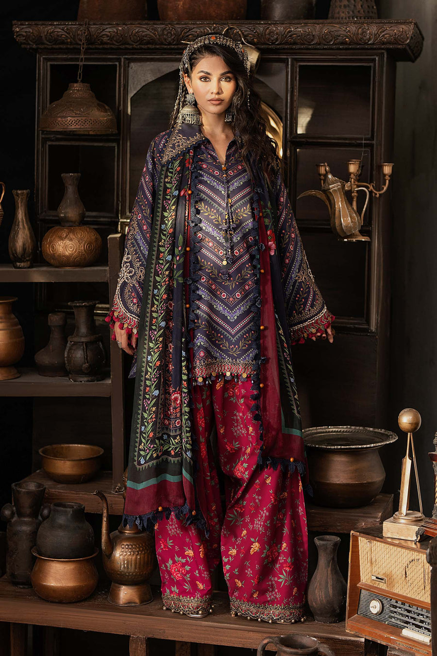 Maria B MPrints Embroidered Cambric Unstitched 3Pc Suit MPT-3107-B