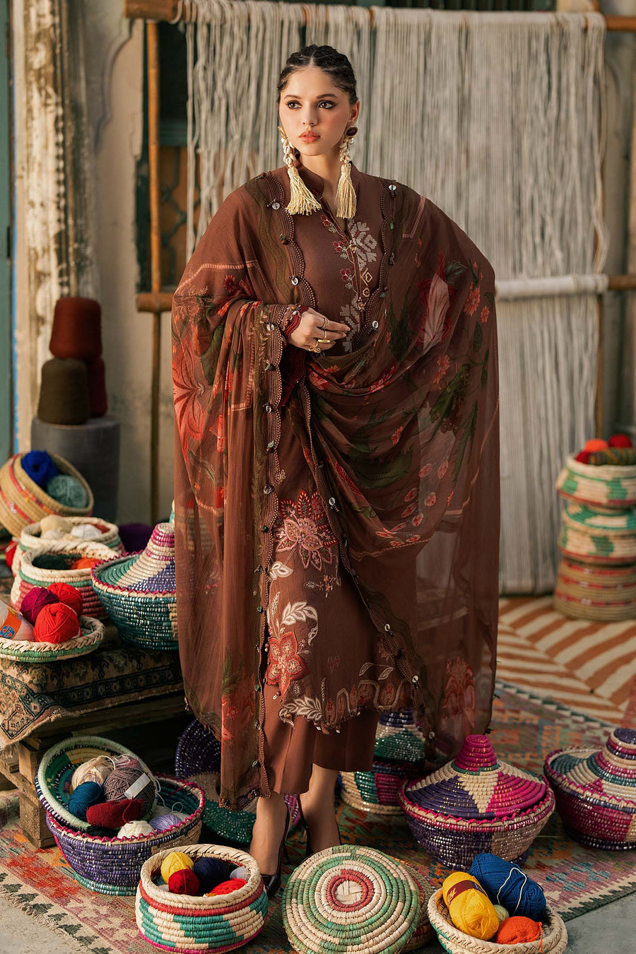 Maria B MPrints Embroidered Linen Unstitched 3Pc Suit MPT-3110-B