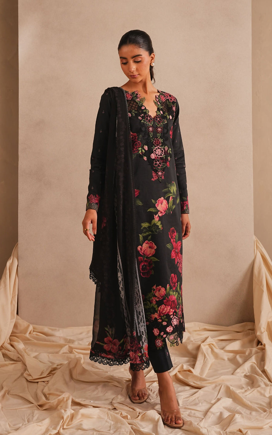 Asifa & Nabeel Meraki Embroidered Lawn Unstitched 3Pc Suit MSSL-07 Azure Bloom