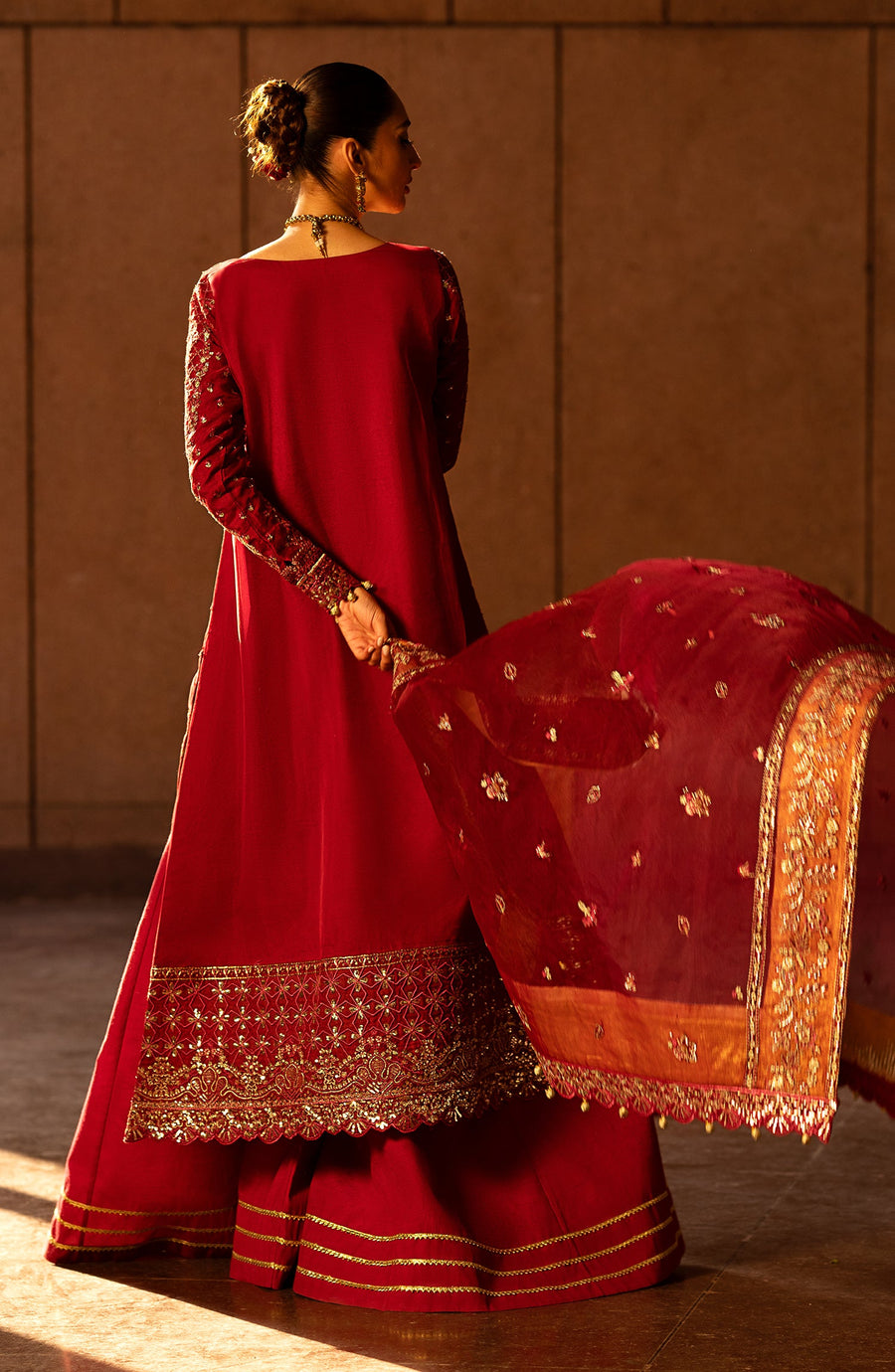 formal dresses in pakistan for wedding