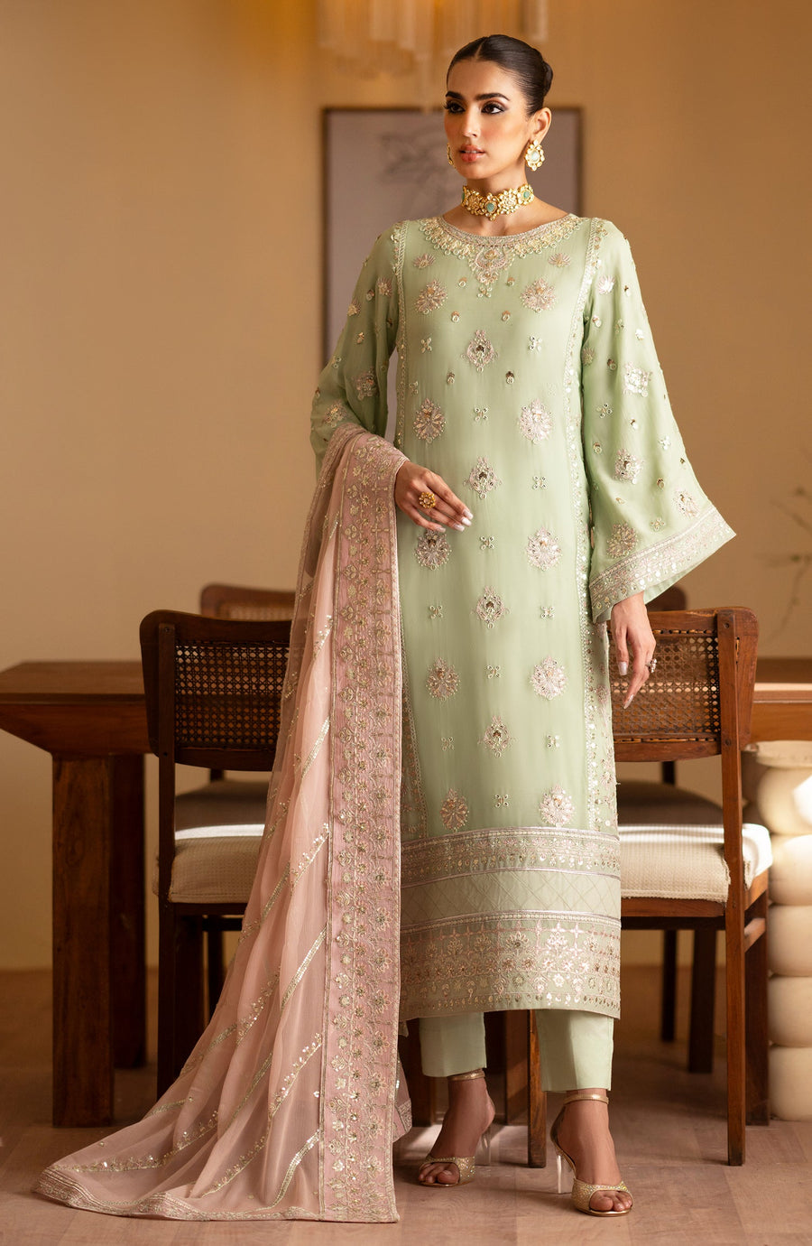 stores that carry formal dresses