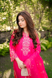 La Rosaa Embroidered Georgette Stitched 3Pc Suit - Serena