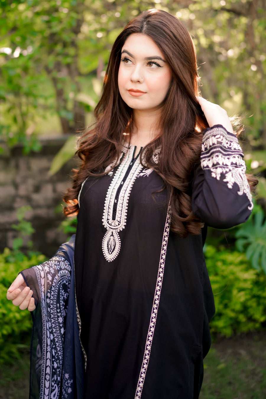 La Rosaa Embroidered Cotton Stitched 3Pc Suit - Zora