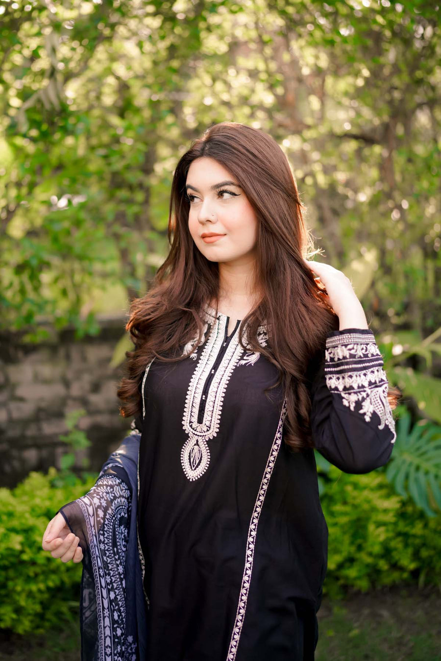 La Rosaa Embroidered Cotton Stitched 3Pc Suit - Zora