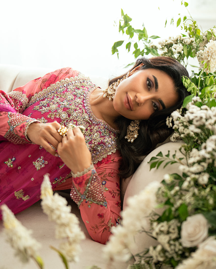 Mushq Sham Shandaar Embroidered Chiffon Unstitched 3Pc Suit - Geet Gulabi