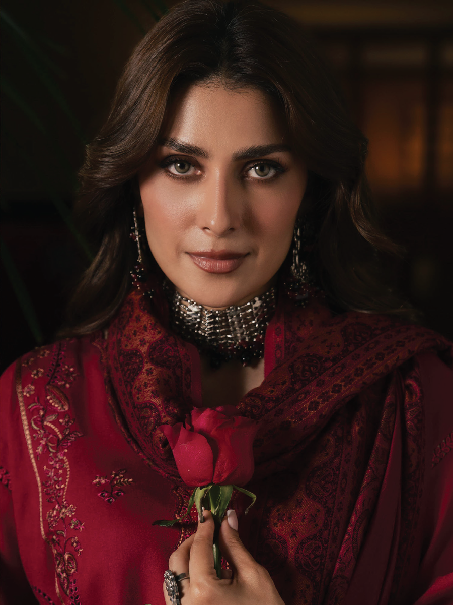 IZEL Musafir Embroidered Italian Woolen Unstitched 3Pc Suit - Aroha