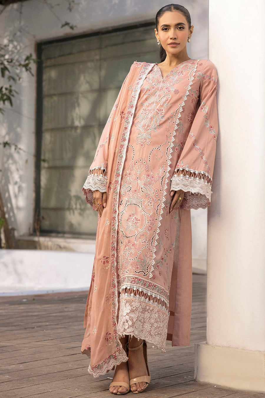 Motifz Premium Embroidered Lawn Unstitched 3Pc Suit 5309-BRIELLE