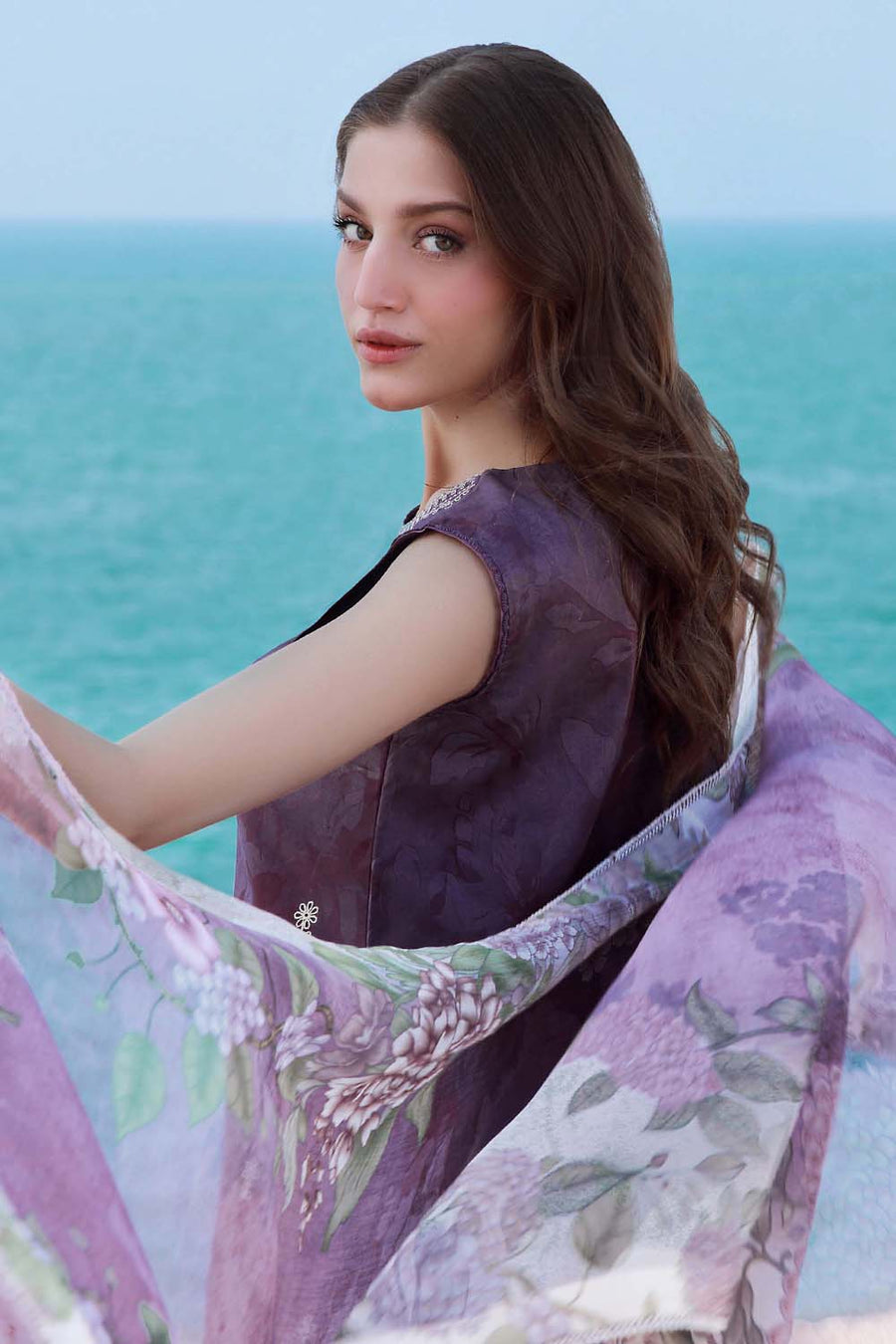 Seran Afsanah Embroidered Lawn Unstitched 3Pc Suit D-03 MYRA