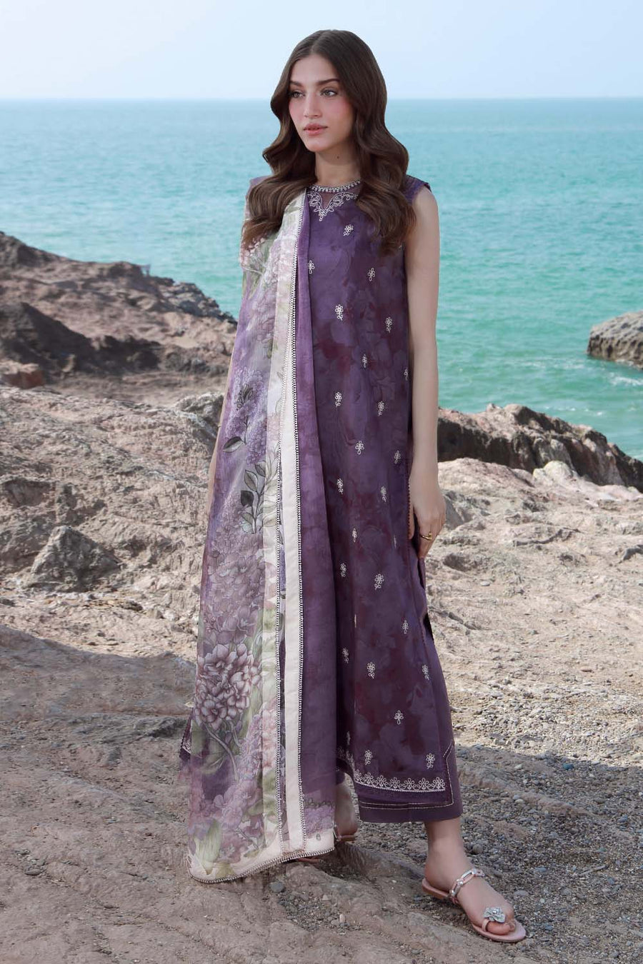 Seran Afsanah Embroidered Lawn Unstitched 3Pc Suit D-03 MYRA