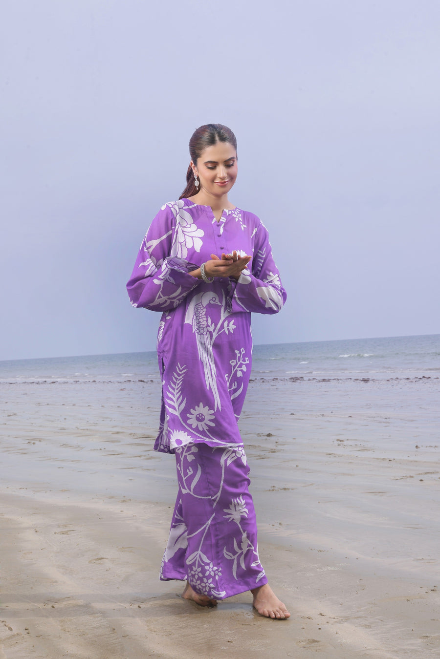 Feathers Whisper Winds Unstitched Printed Lawn 2Pc Suit MYSTEN-FT513