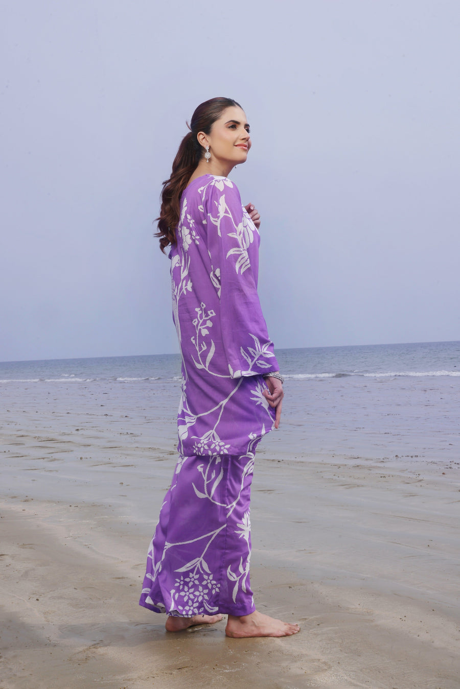 Feathers Whisper Winds Unstitched Printed Lawn 2Pc Suit MYSTEN-FT513