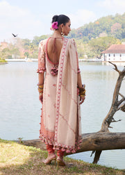 Hussain Rehar Luxury Lawn Unstitched Embroidered 3Pc Suit D-02 Mari