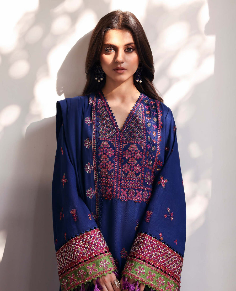Republic Womenswear Amaris Unstitched Karandi 3Pc Suit D-10 Maris