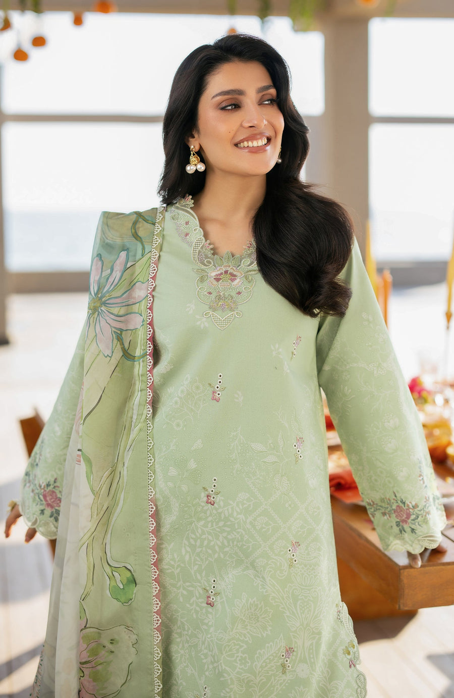 Seran Afsanah Embroidered Lawn Unstitched 3Pc Suit D-10 MASHА