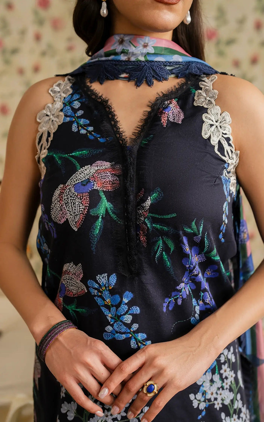 Asifa & Nabeel Meraki Vintage Embroidered Lawn Unstitched 3Pc Suit MVL25-10 Mehtab