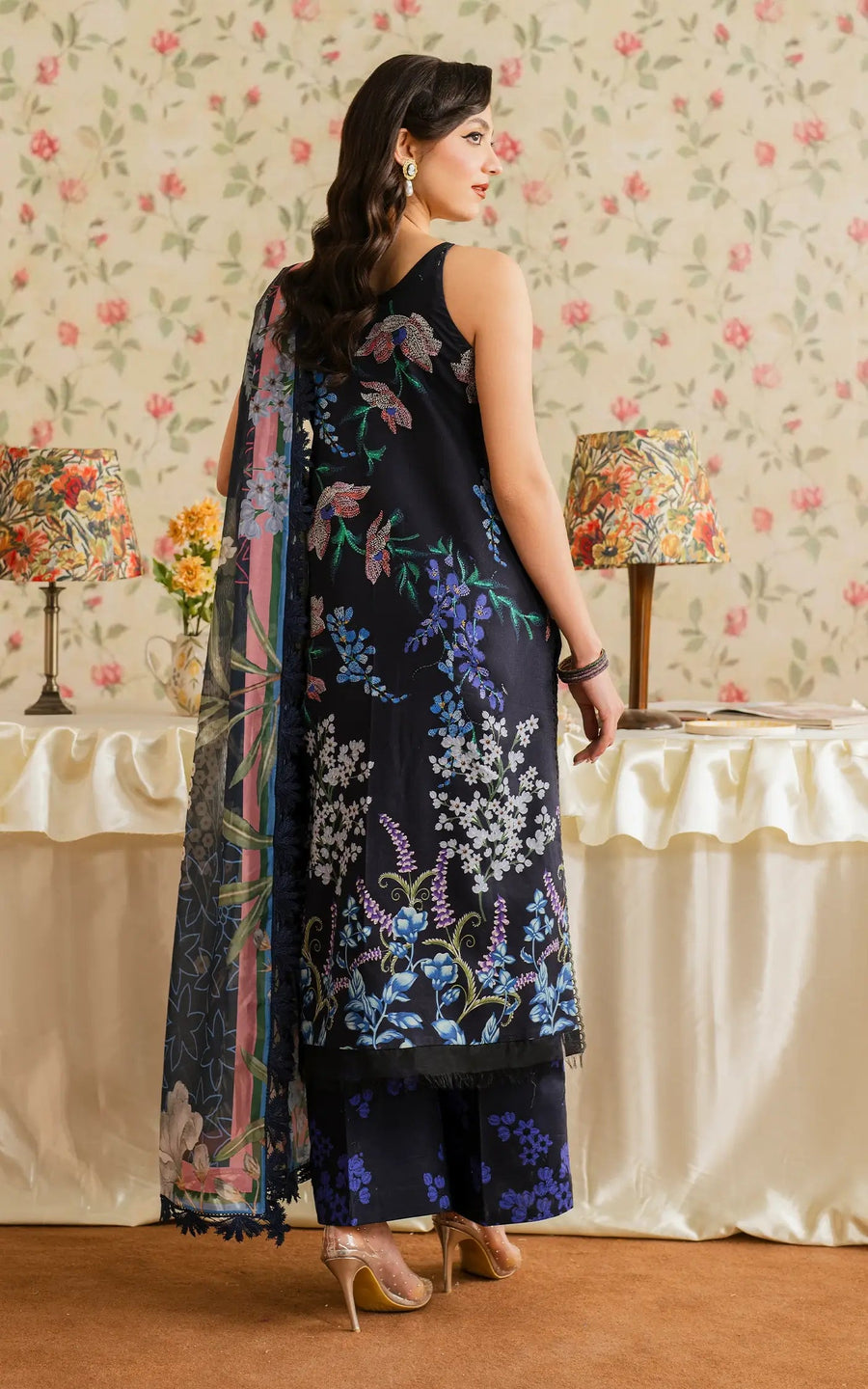 Asifa & Nabeel Meraki Vintage Embroidered Lawn Unstitched 3Pc Suit MVL25-10 Mehtab