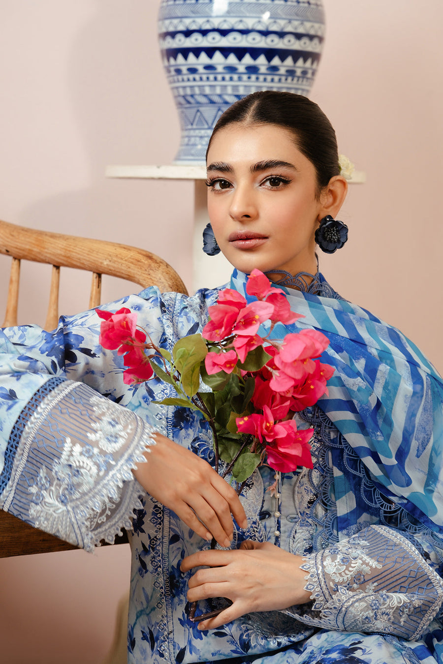 Afrozeh Malina Embroidered Luxury Lawn Unstitched 3Pc Suit AL-24-V3-10 MERIAL