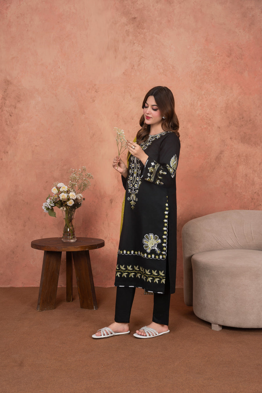 Feathers Premium Embroidered Lawn Unstitched 3Pc Suit - Midnight Zari Garden