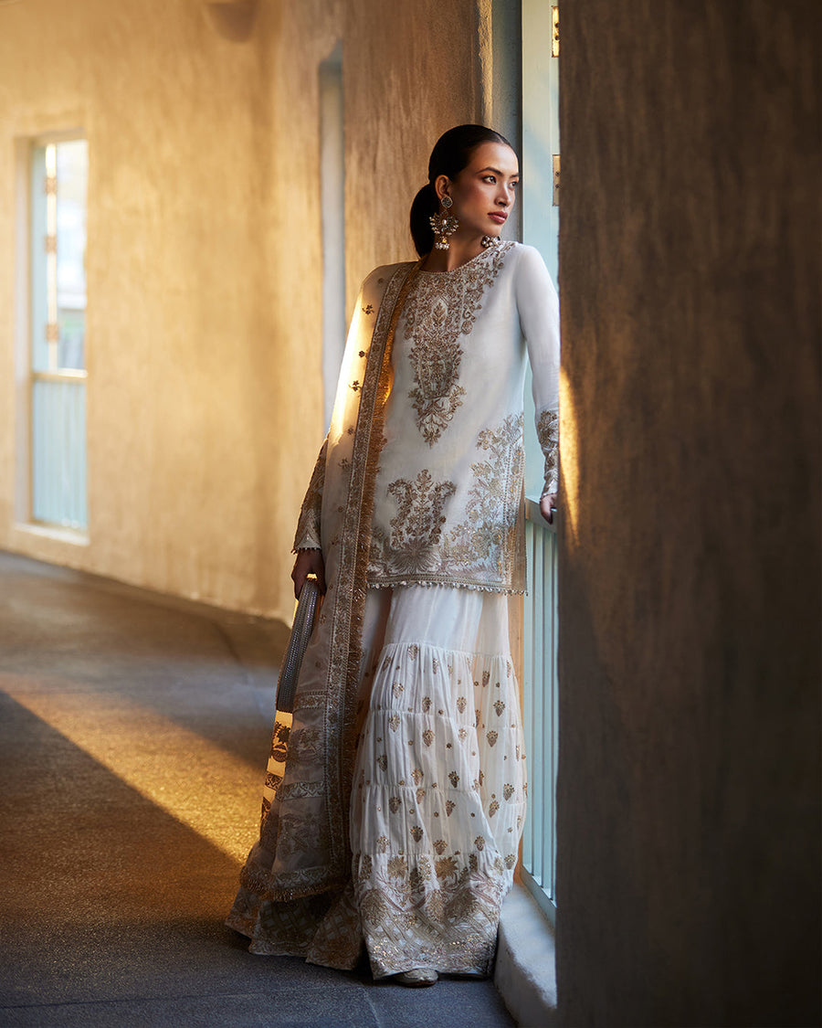 Liliana by Faiza Saqlain Embroidered Lawn Unstitched 3Pc Suit - Mirhana