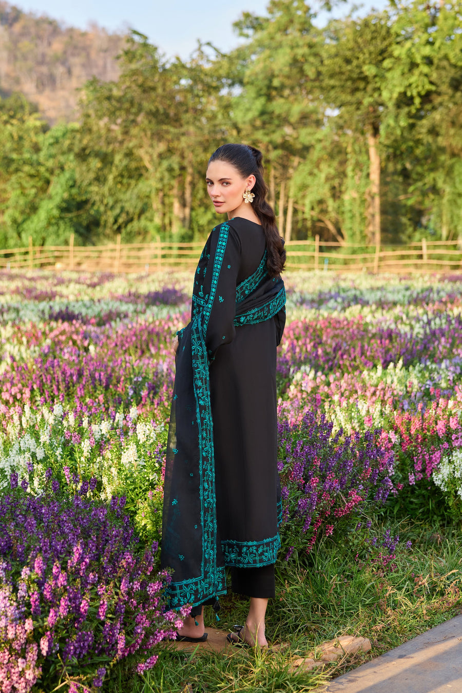 Farasha Summer Weaves Embroidered Lawn Unstitched 3Pc Suit - Moonlit Flora