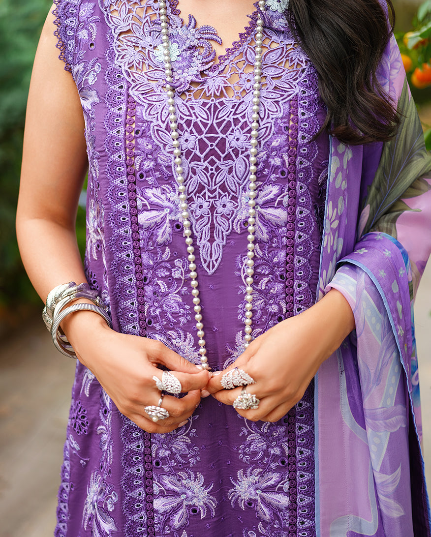 Mushq A Moi Chikan Embroidered Lawn Unstitched 3Pc Suit - Lovers Lane