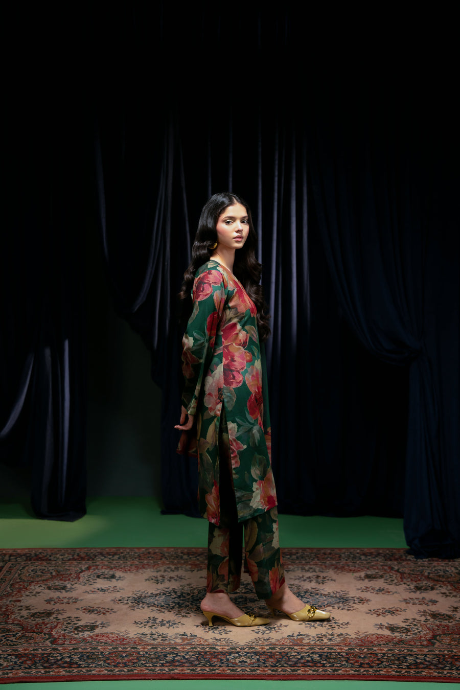 Feathers Digital Printed Dhanak Unstitched 3Pc Suit NAZNEEN-FT420