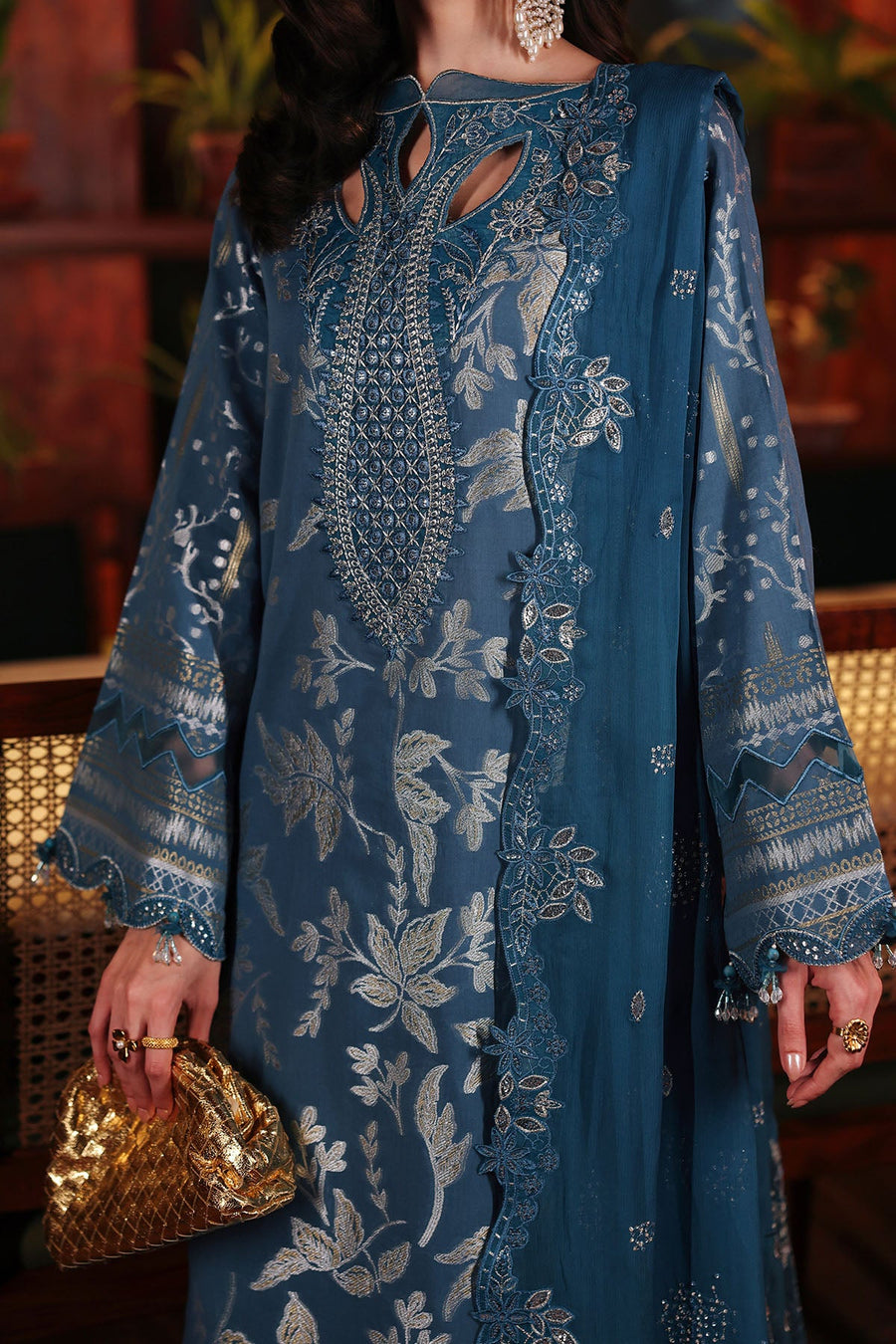 NUREH Exclusive Embroidered Lawn Jacquard Unstitched 3Pc Suit NE-223