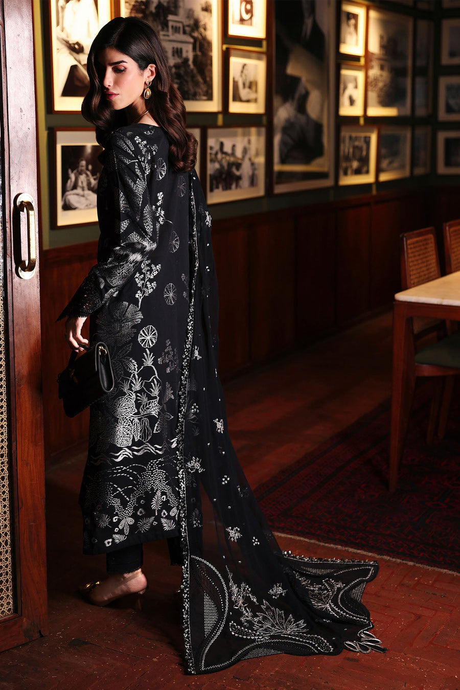 NUREH Exclusive Embroidered Lawn Jacquard Unstitched 3Pc Suit NE-227